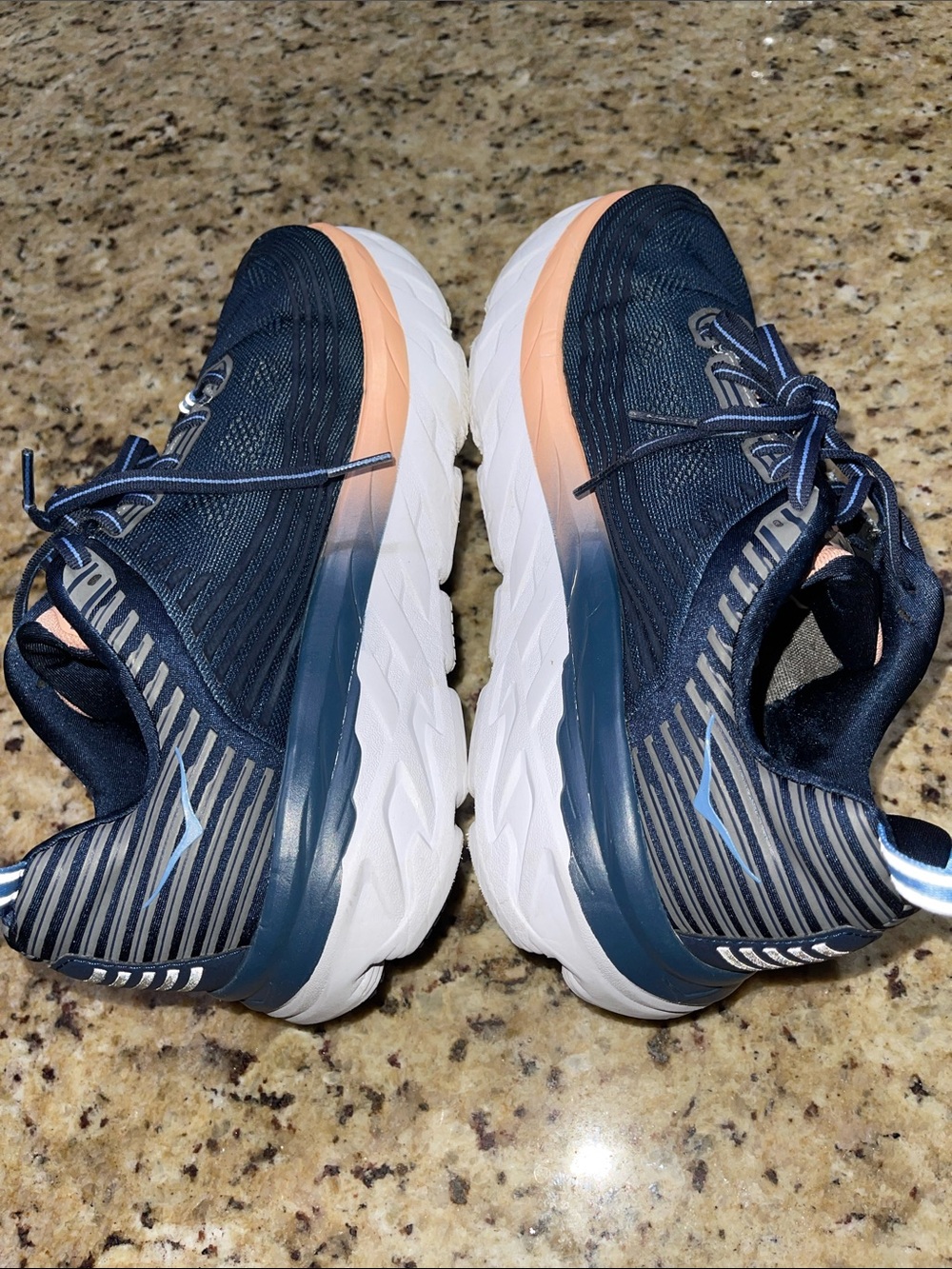 💫Hoka One One Bondi 6 Wide - Picture 3 of 8